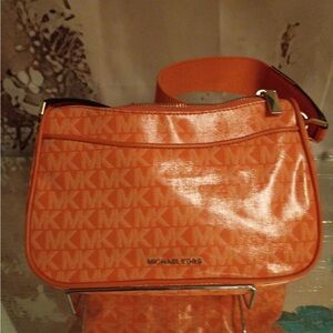 Michael Kors Signature Orange Shoulder Bag